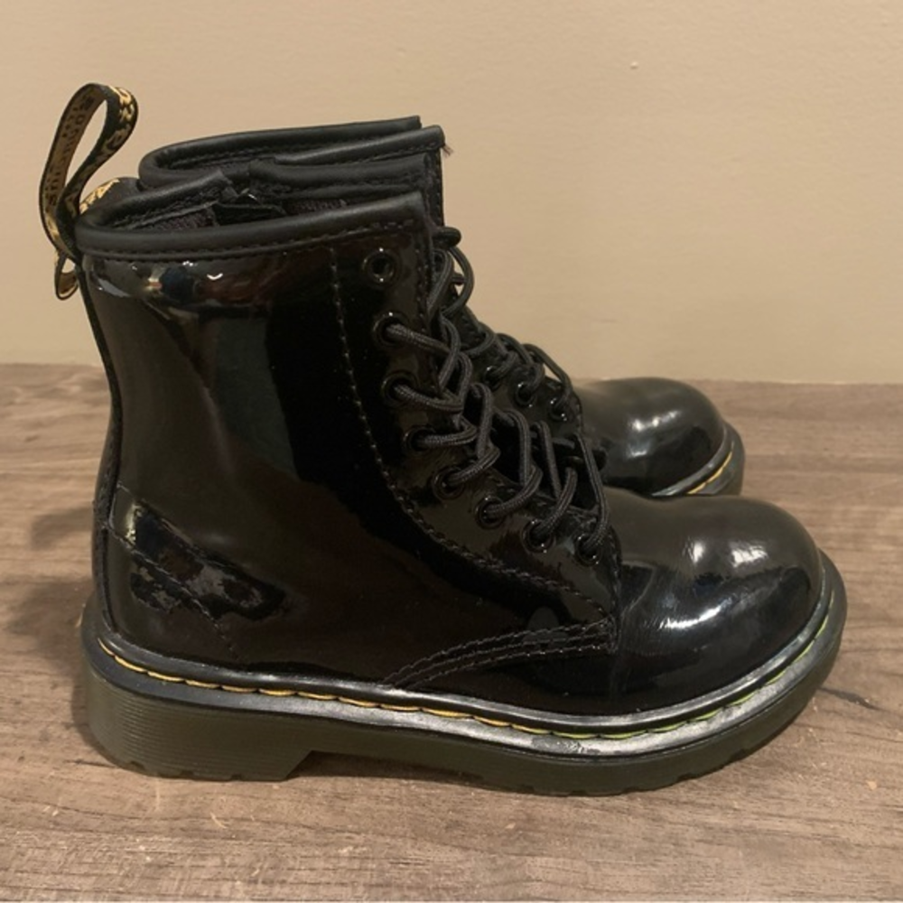 Dr. Doc Martens Boots 1460 Junior Kids AW004 Leather Size US 12 Uk 11